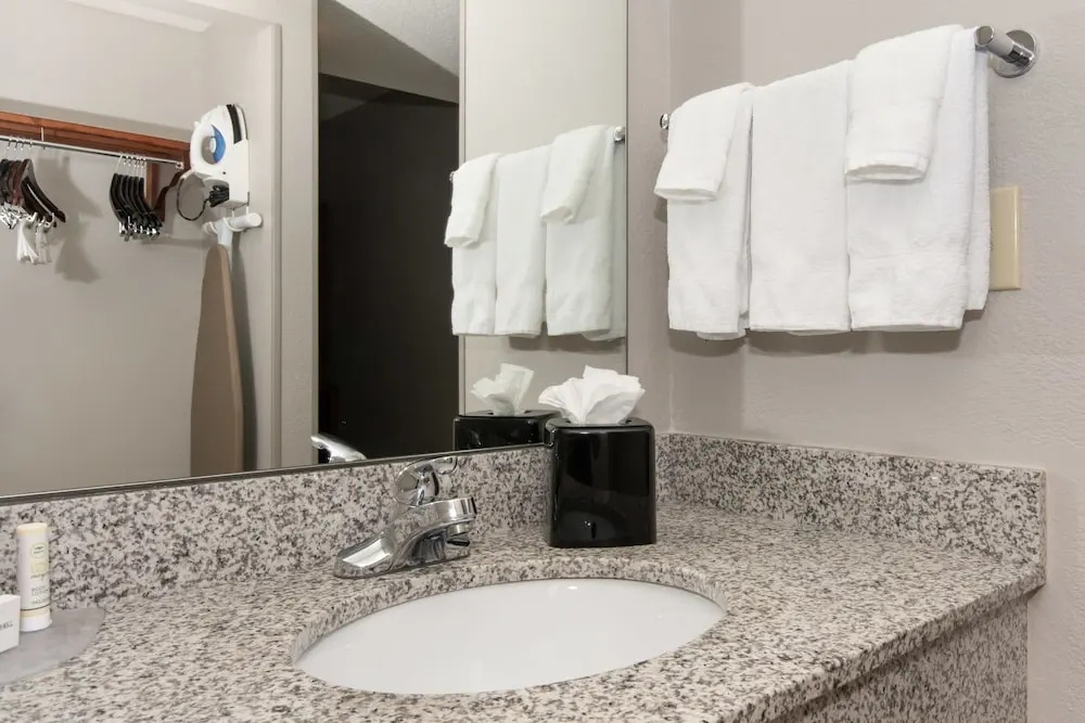 Courtyard by Marriott Charlotte Lake Norman - Chambres
