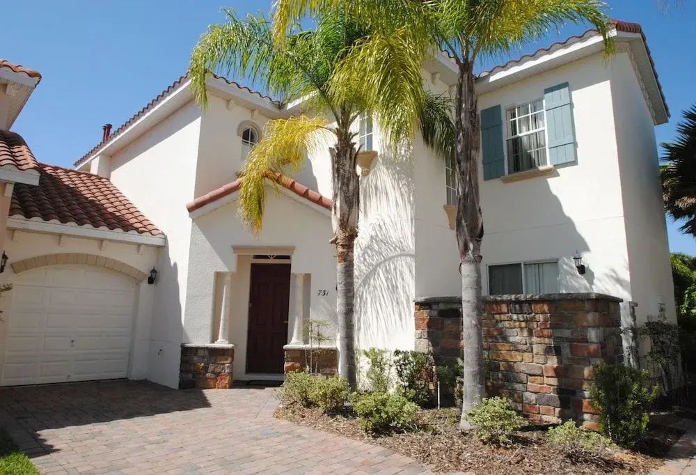 731 Sunbright Villa 5 Br villa by RedAwning