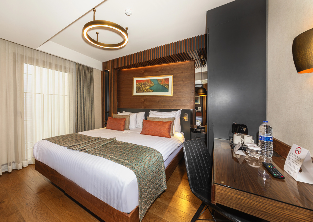 Levni Plus Hotel — 2