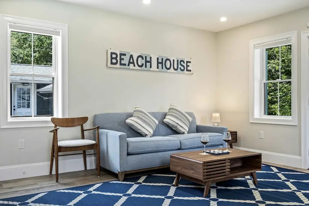 Bourne By The Beach Beautiful Home for 6 Near Shops and the Shore
