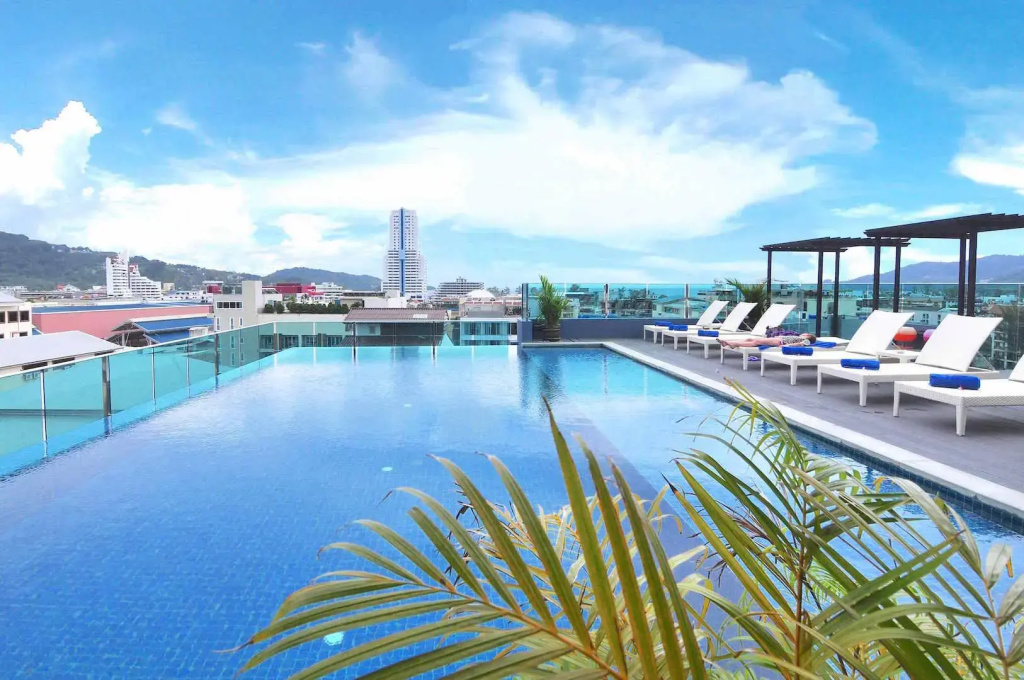 Beach & Waterfront
