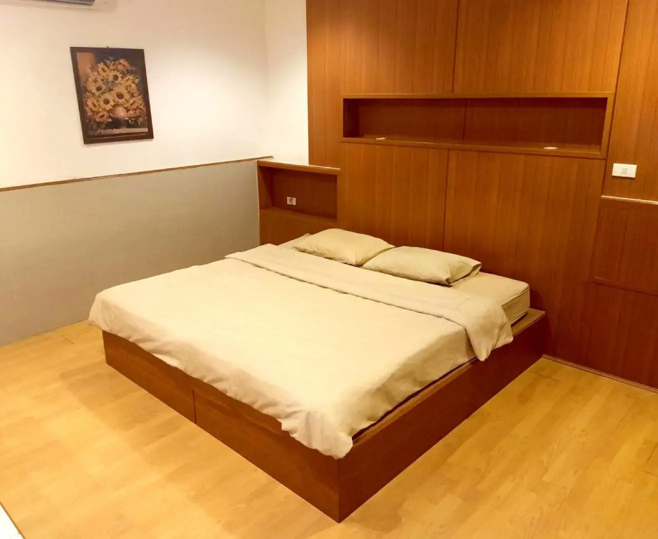 Deluxe Double room (full double bed)