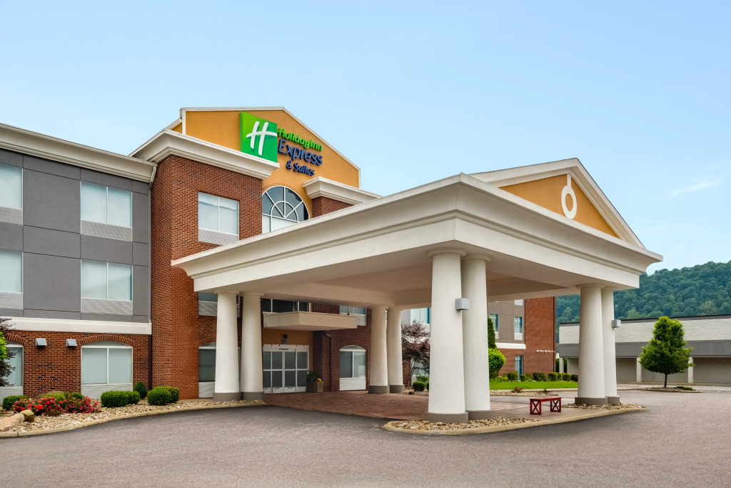 Holiday Inn Express & Suites New Martinsville by IHG