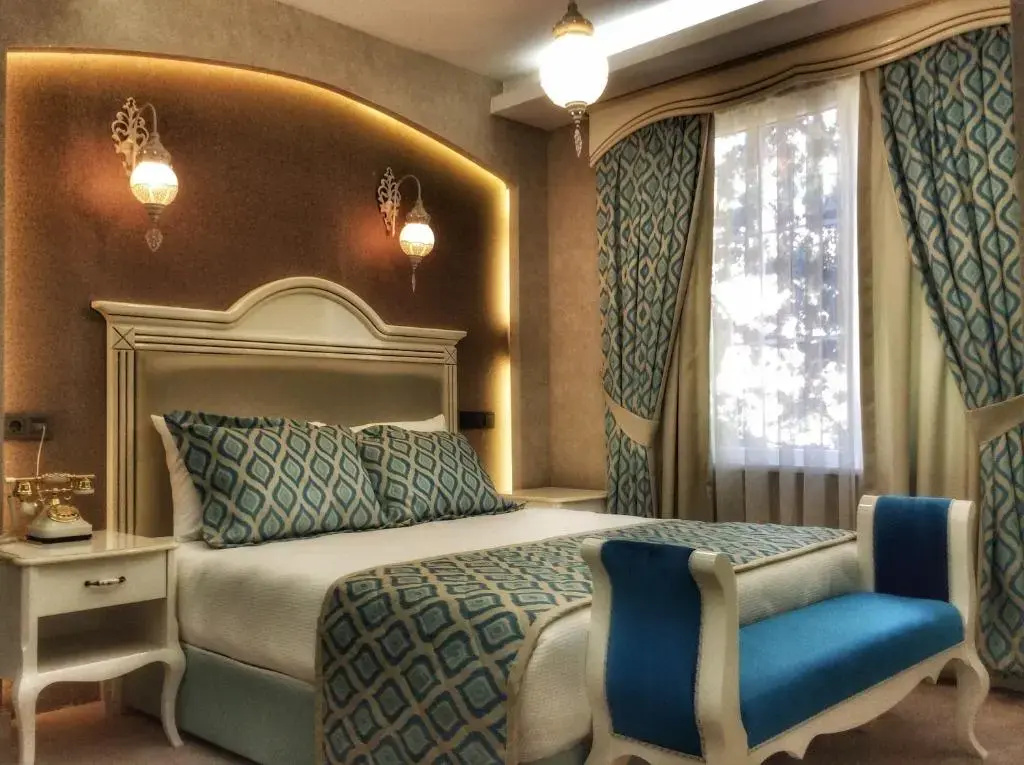 Economy room