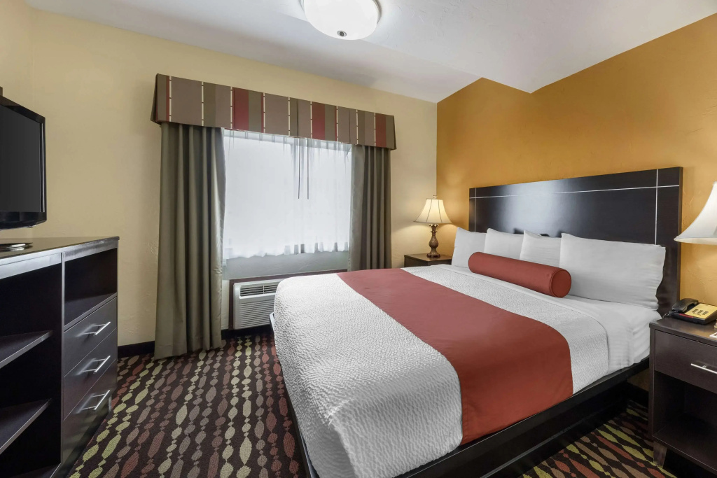 2 Bedrooms Double Suite (full double bed)