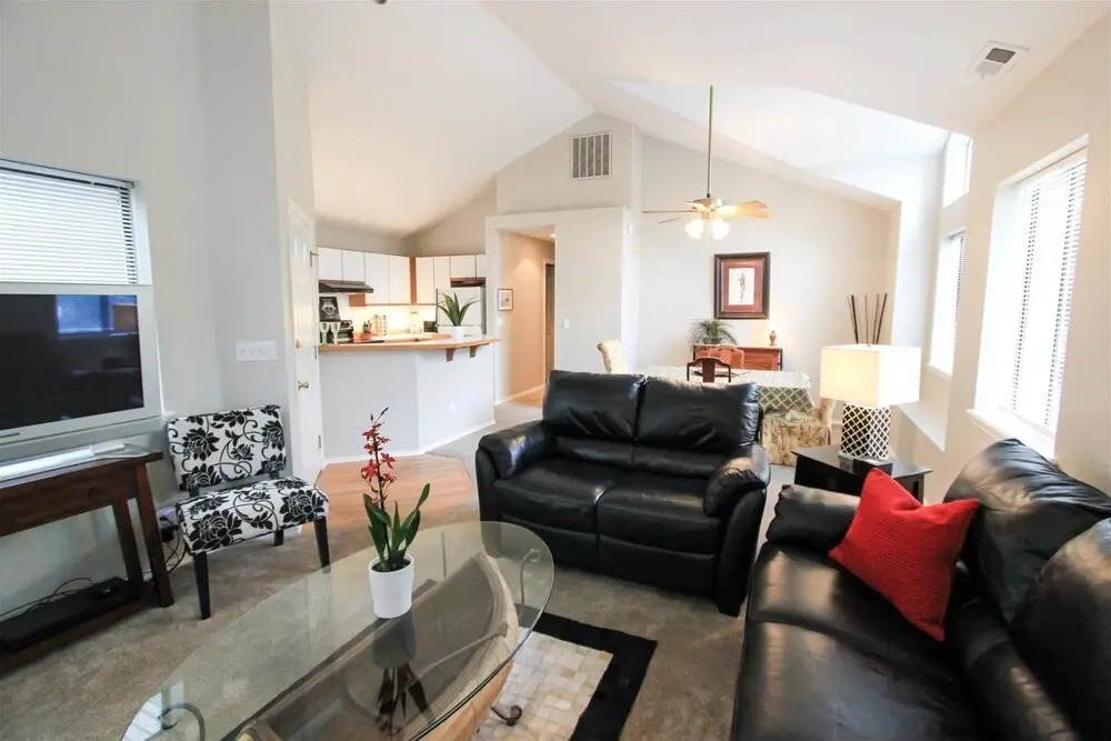 Riverpark — фото