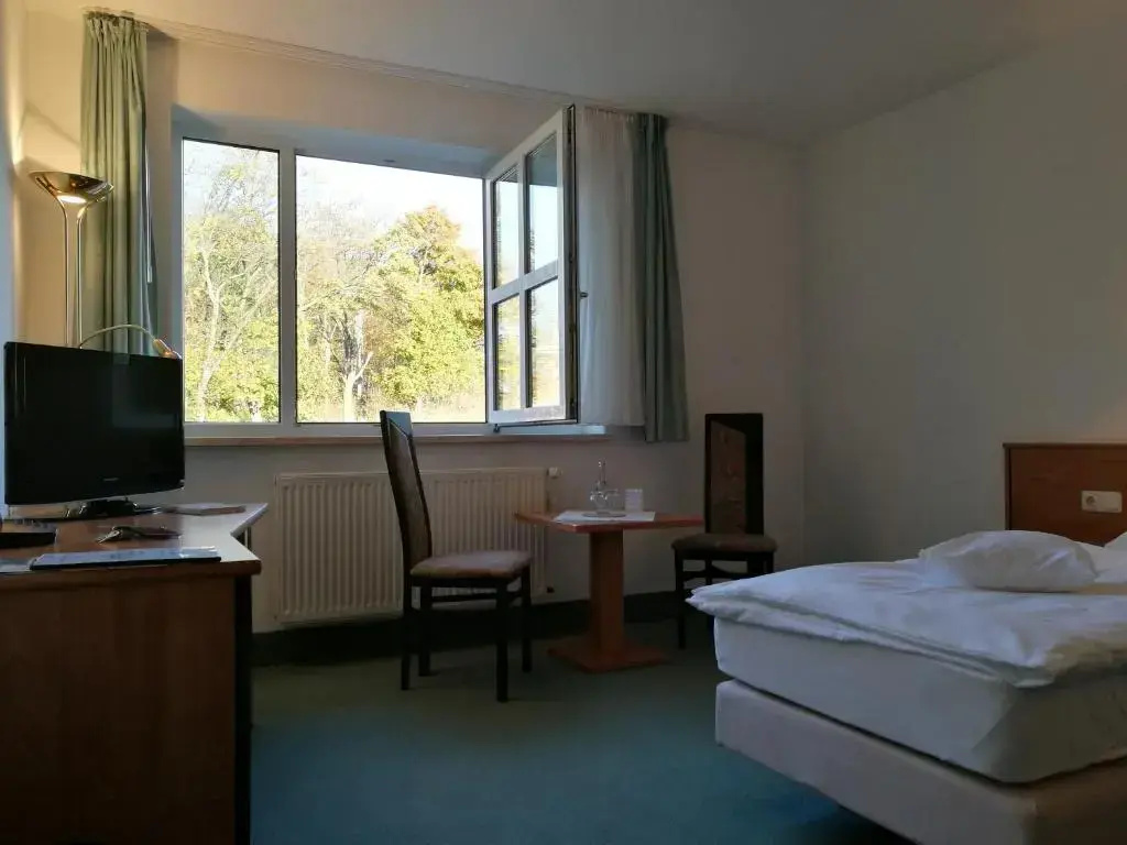 Hotel & Restaurant Bergfried - Chambres