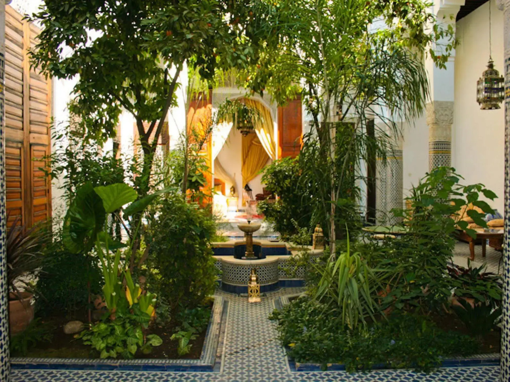 Riad Louna - Général