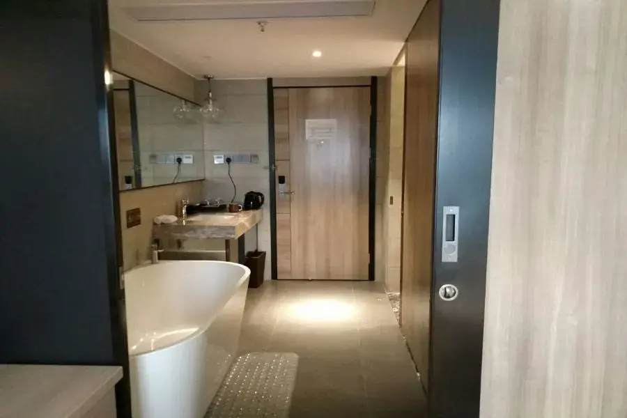 Lobby & Reception