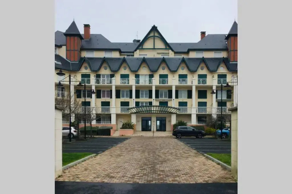 Le Manoir - Inh 23200