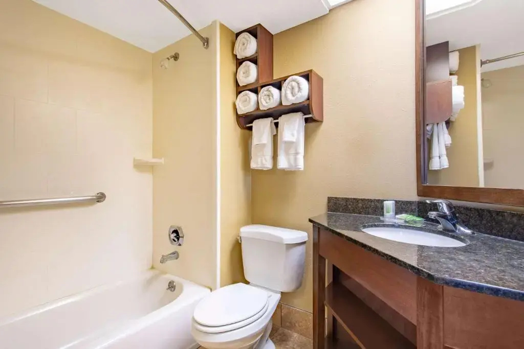 AmericInn by Wyndham Madison West - Chambres