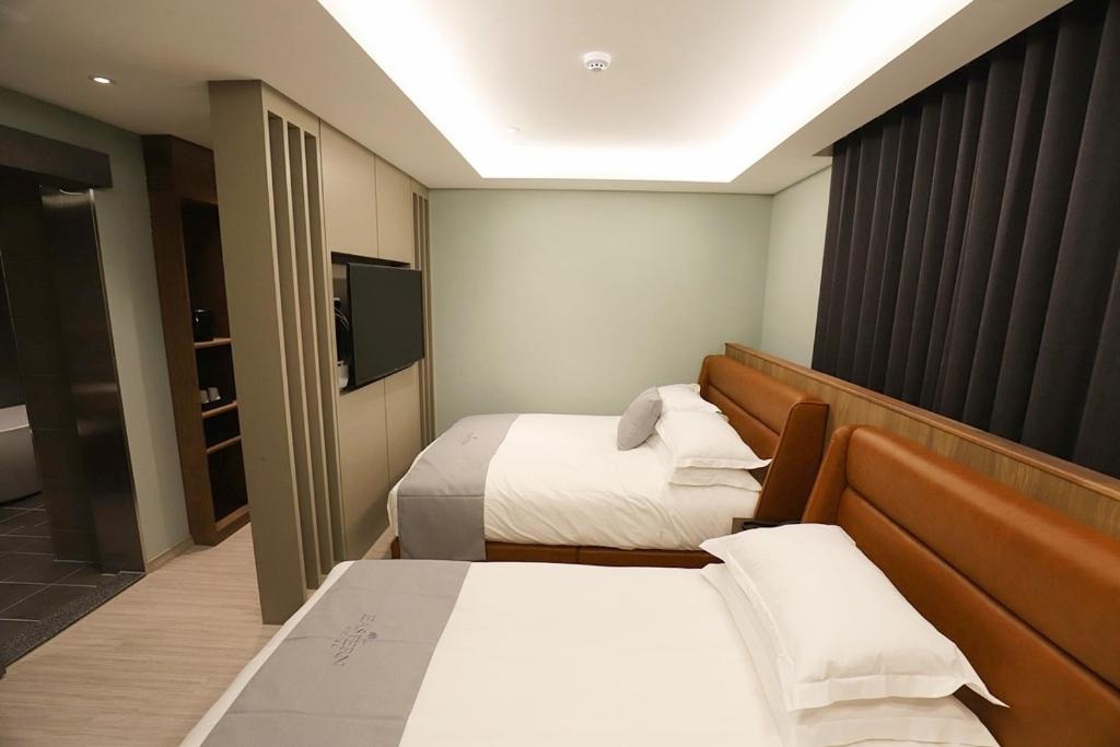 Deluxe Twin room (twin beds) — room photo 3