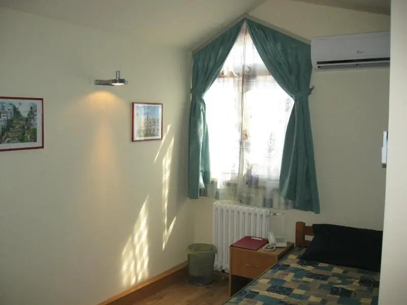 Hostel Oasis — 5