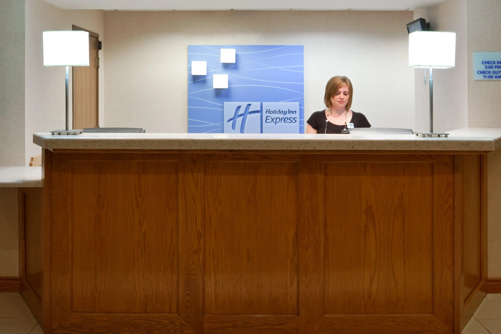Lobby & Reception