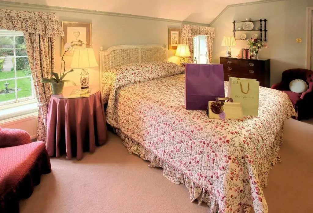 Superior Double room (full double bed)