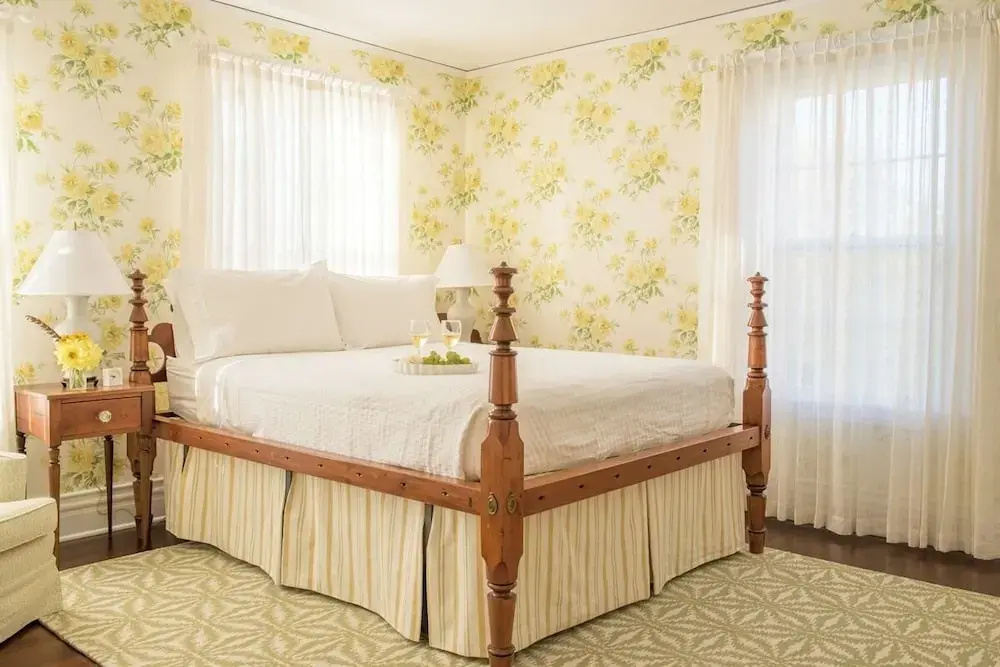 Deluxe Double room with river view (full double bed)