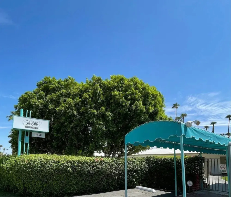The Villas of Palm Springs