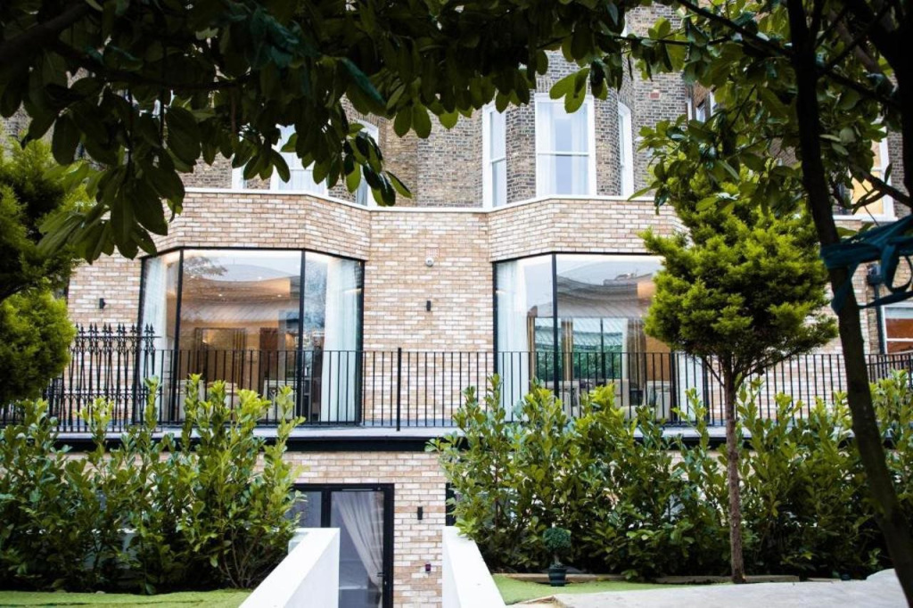 Merit Kensington Hotel
