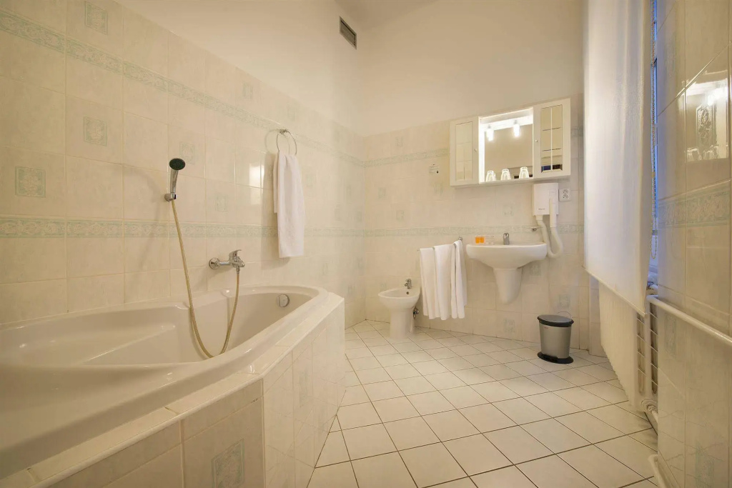 Hotel photo 28