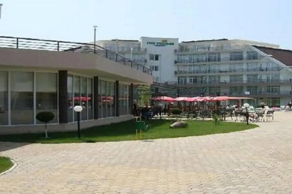 Yves 2 Bed apart at Sun Village Sunny Beach not far away from the sea