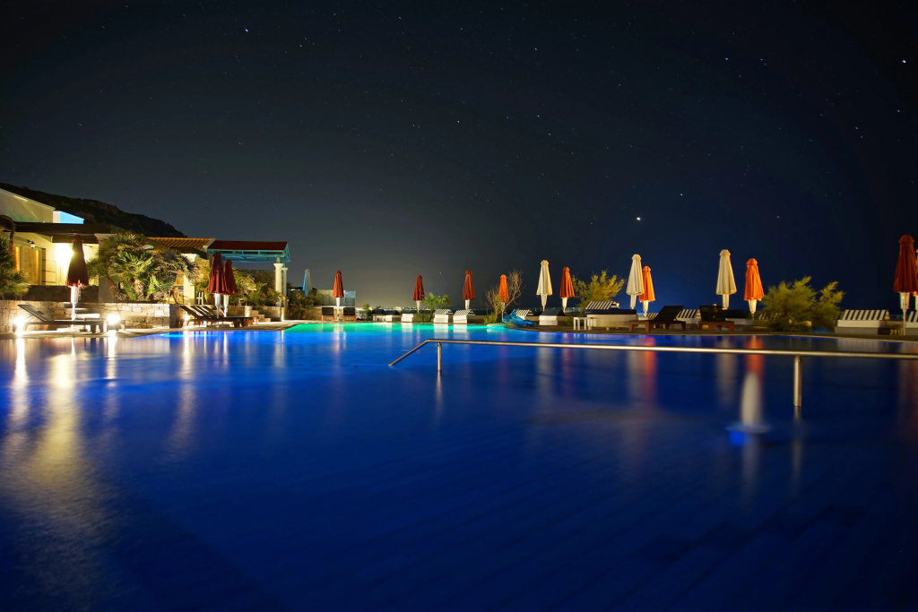 Beach & Waterfront