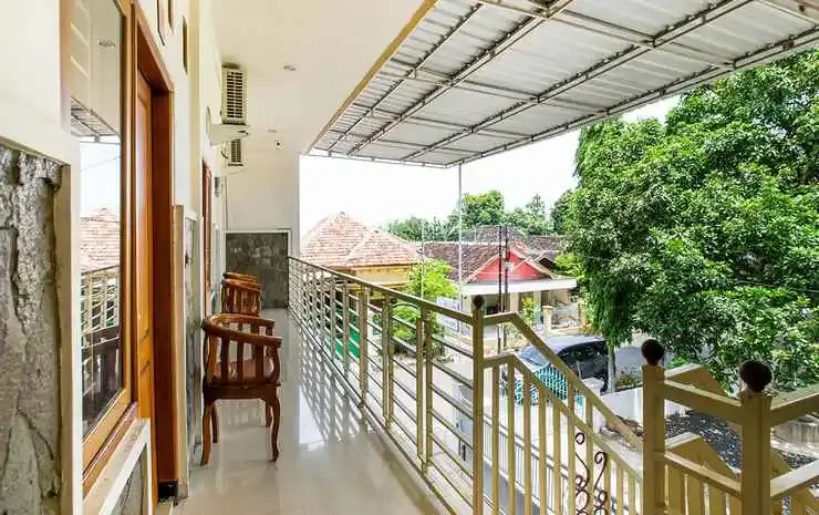 Balcony & Terrace