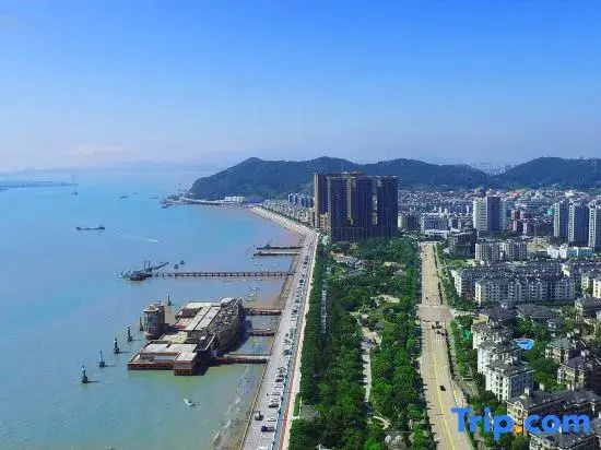 Zhoushan Qiai Zero Pressure Scenic Apartment