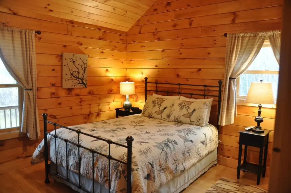 2 Bedrooms Standard room with mountain view