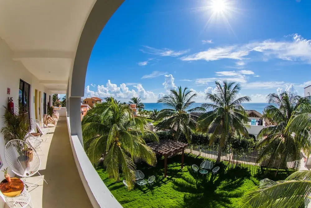 Beach & Waterfront