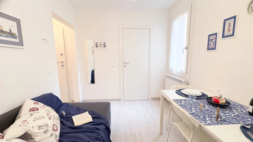 Maison De La Brodeuse by Ca-sa Check