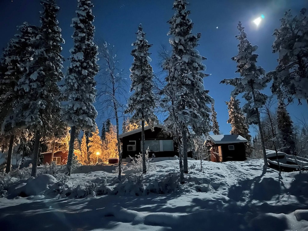 Camp Caroli Family House