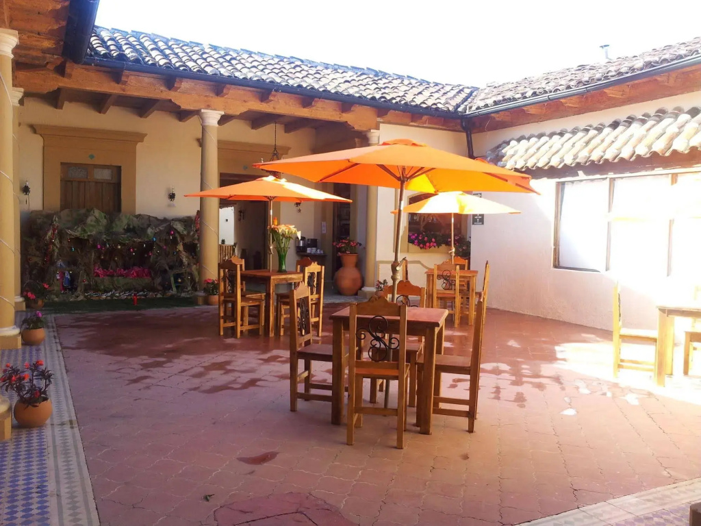 Hotel photo 11
