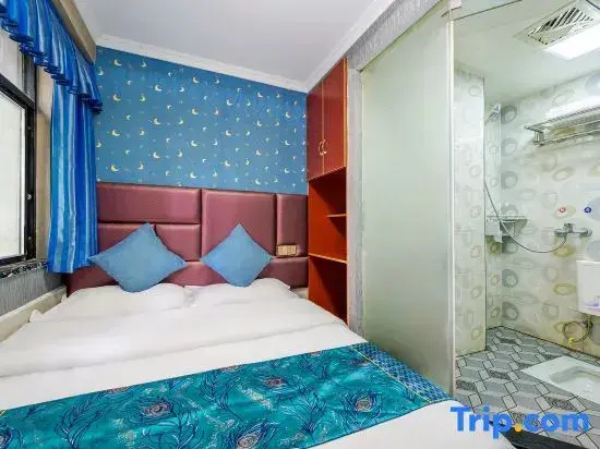 Economy room