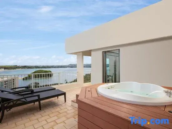 RIHGA Royal Laguna Guam Resort