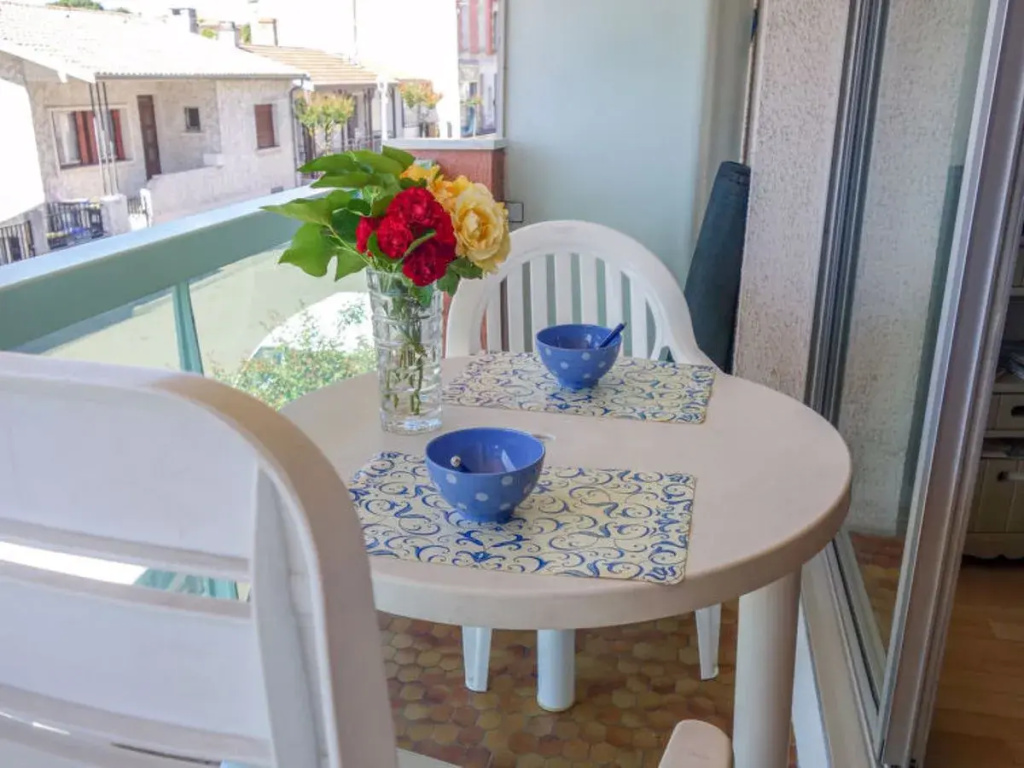 Balcony & Terrace