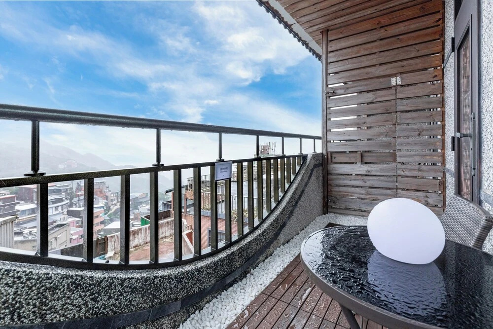 Harmony Easy Stay