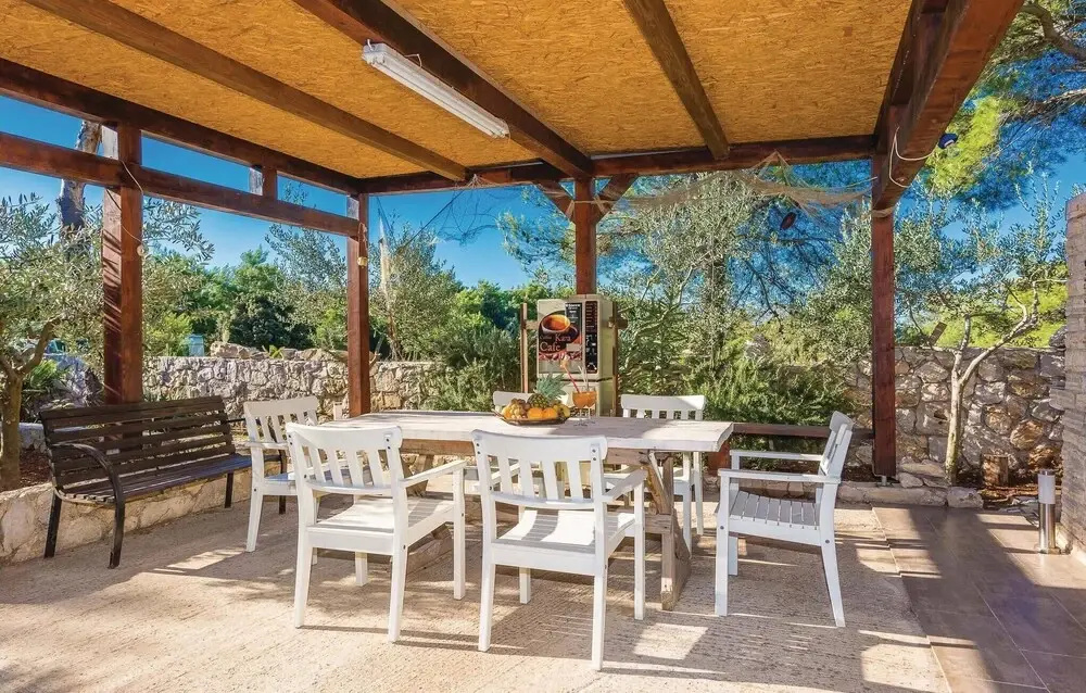 Stunning Apartment in Vir With 1 Bedrooms, Wifi and Outdoor Swimming Pool