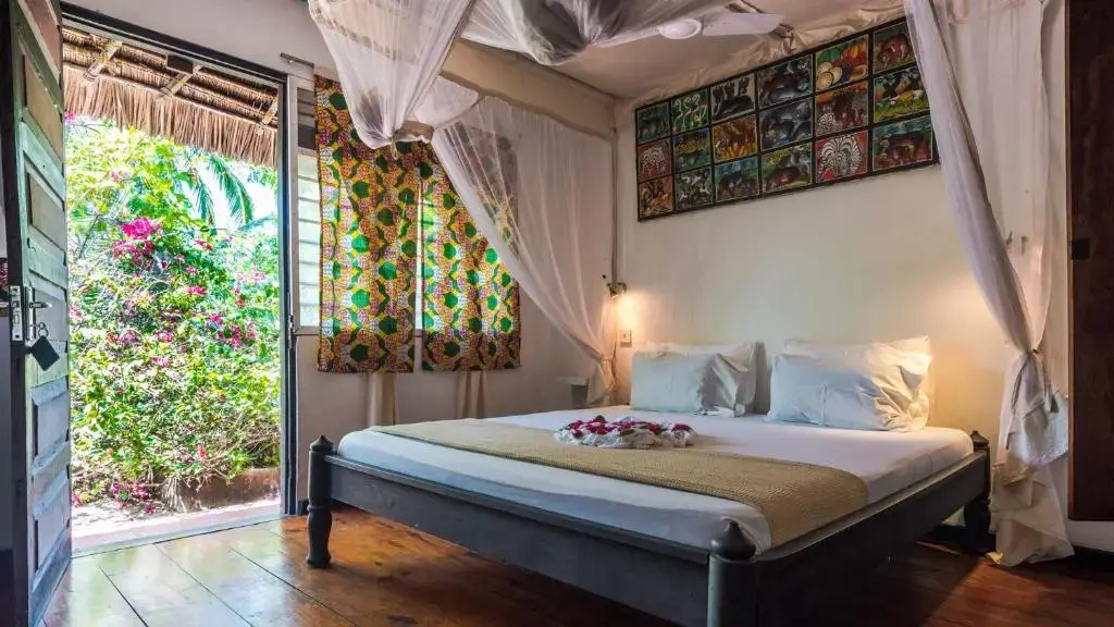 Standard Double Bungalow (full double bed)