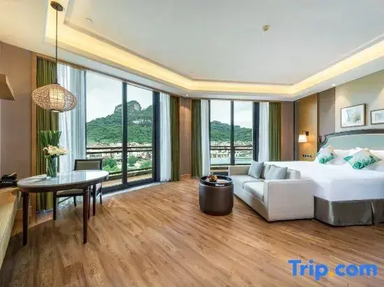 Suite with panoramic view
