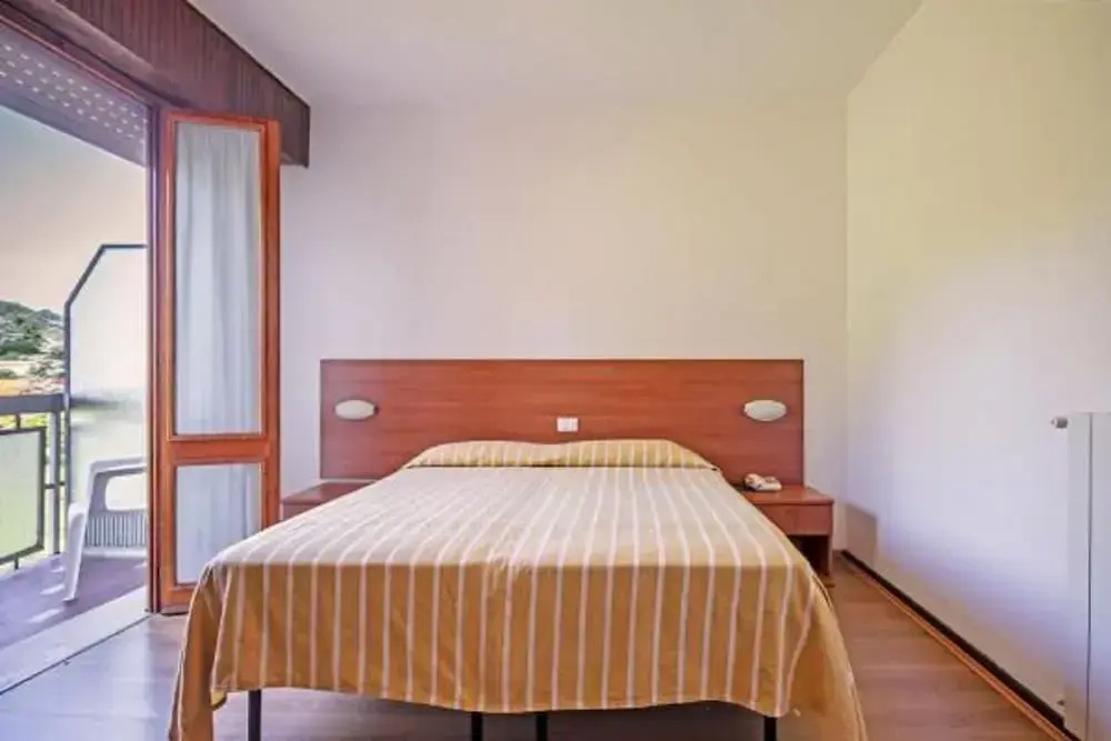 Economy Double room with balcony (full double bed)