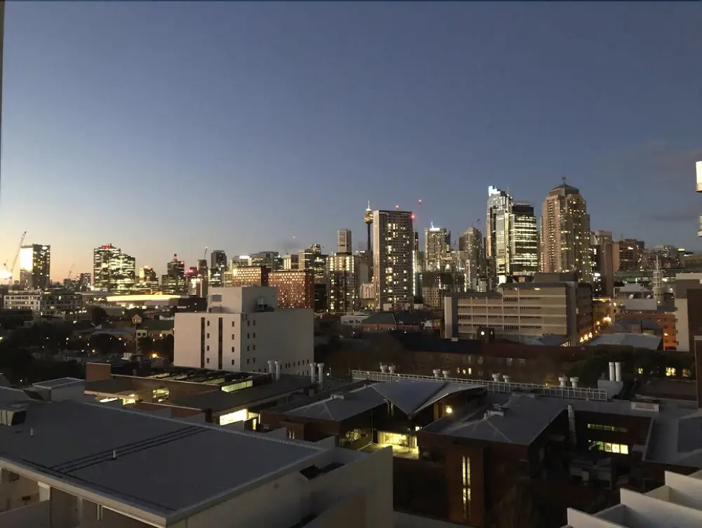 Deluxe Sydney Central Penthouse with Pool and Gym