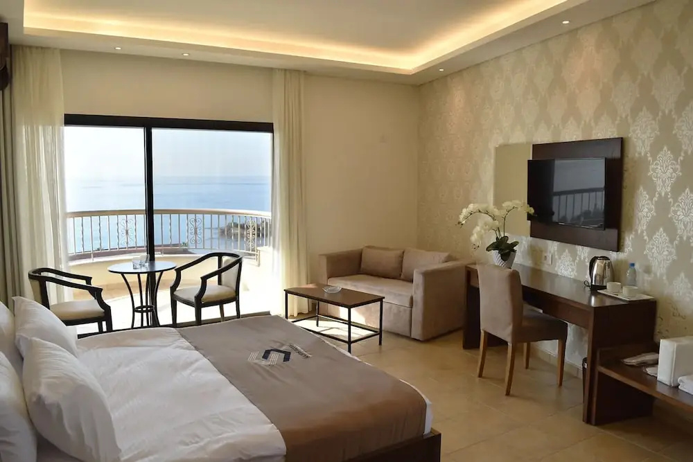 Junior Suite with balcony
