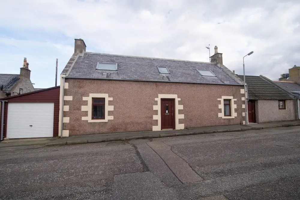 "spacious Three Bedroom Family Home for a Comfortable Holiday in Portknockie"