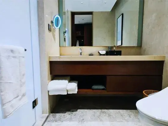 Ying Shan Hong Jinling Grand Hotel — фото 3