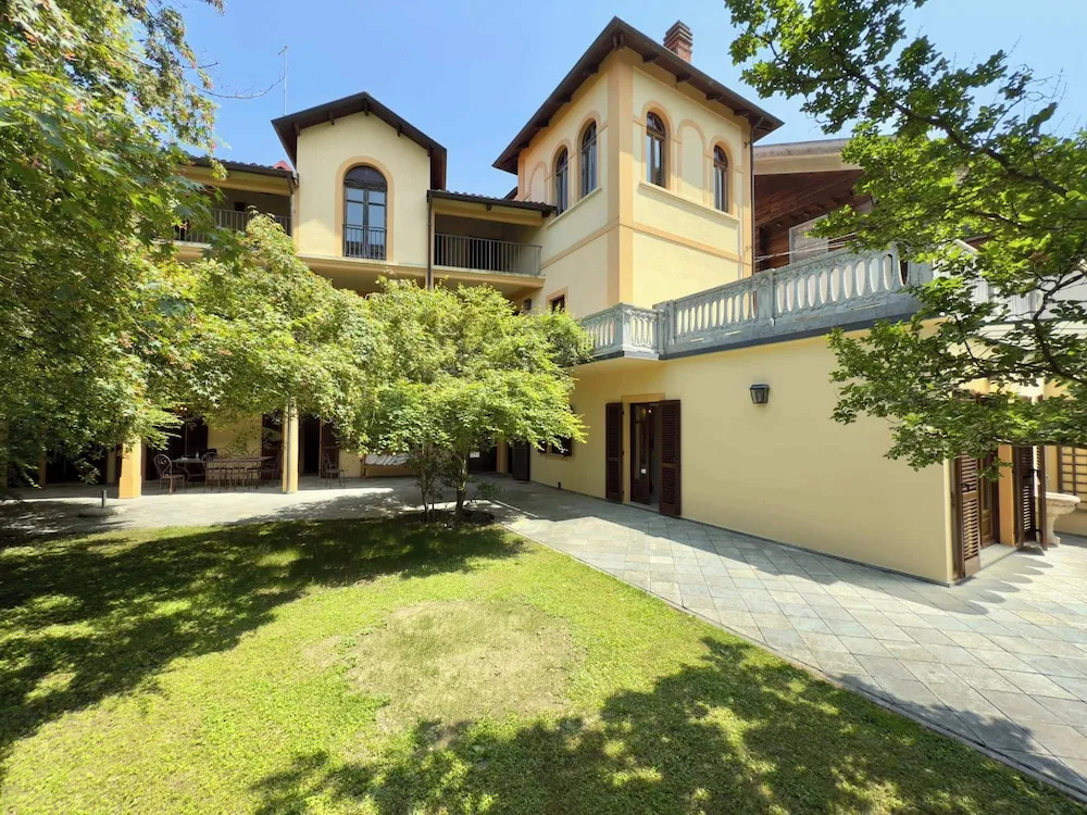 Dimora il Pozzetto Elegant Villa With Garden