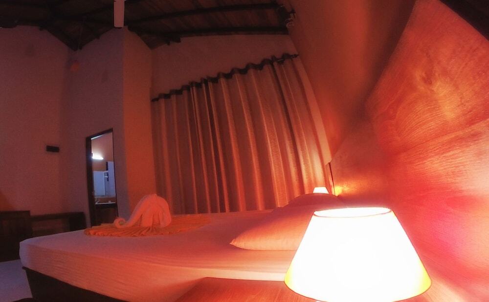 Airport Villa