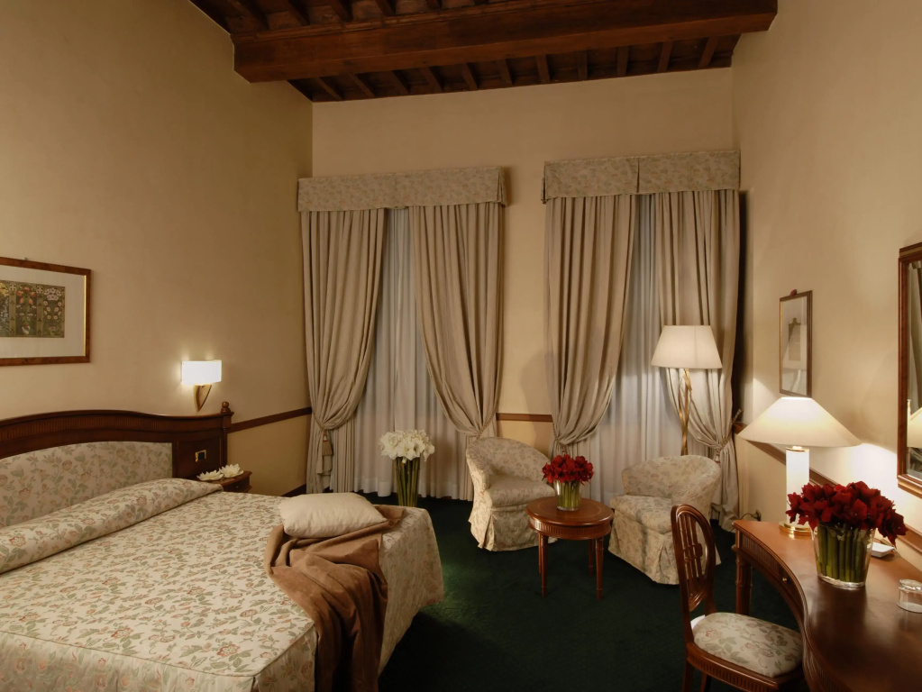 Classic Double room (full double bed)