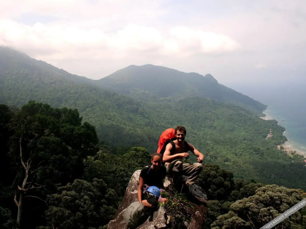 Simukut Hill View