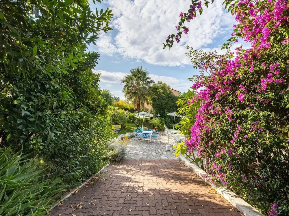 Gorgeous Apartment in Loano With Swimming Pool
