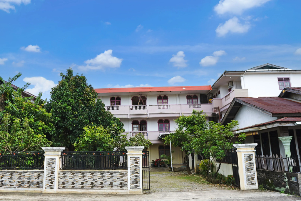 Collection O Jalan Jenderal Sudirman Near Pantai Padang Formerly Hotel Pratiwi Anggrek
